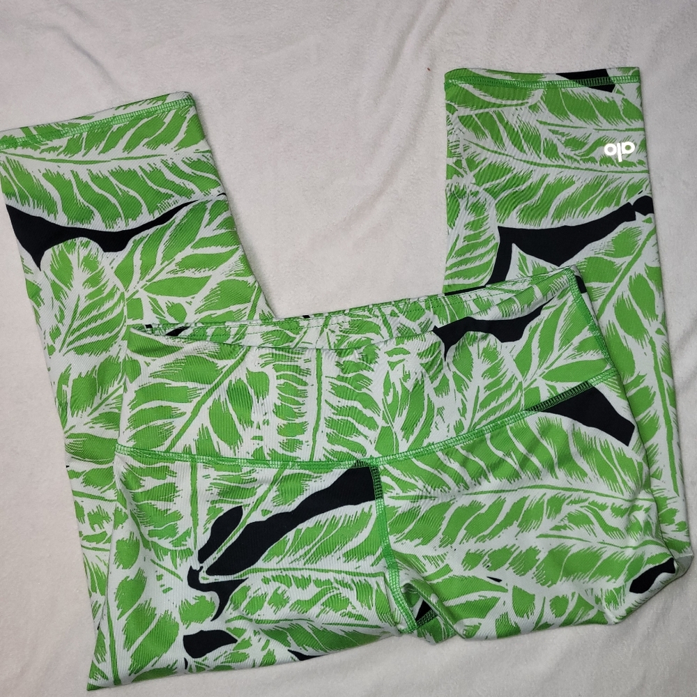 ALO Yoga‎ Airbrush Capri Leggings In Palm Springs Women's Size Small - Picture 7 of 11
